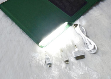 складной солнечный заряжатель 5W с встроенный факелом банка 1.5W силы Li-полимера 7000mAh